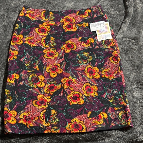 LuLaRoe Vibrant Floral Mini Skirt - Picture 1 of 3
